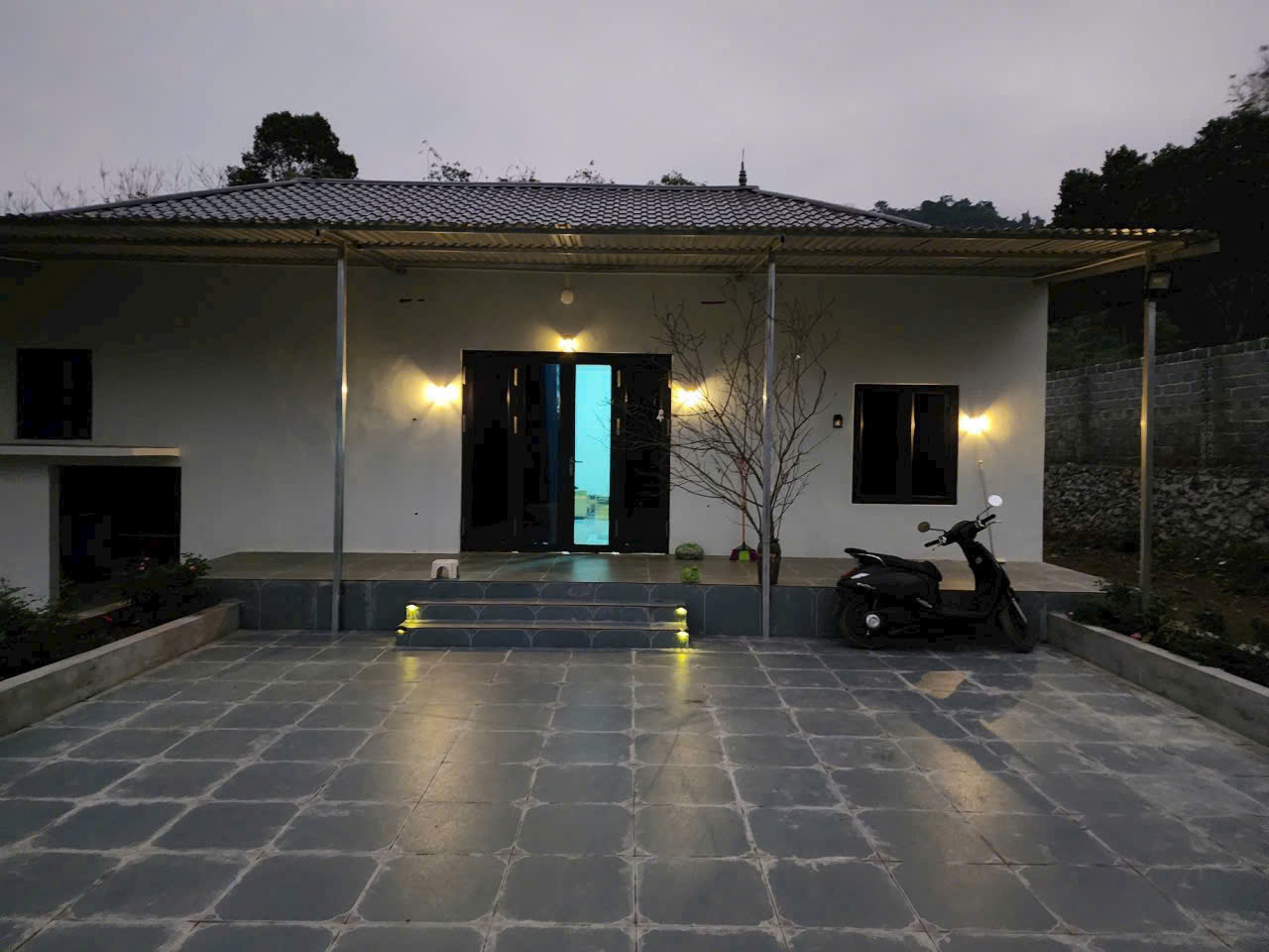 Bán đất tặng khuôn viên nhà vườn mới tinh 700M có 400M đất ở_Cao Dương Lương Sơn_Hoà Bình_2,x tỷ - Ảnh 1
